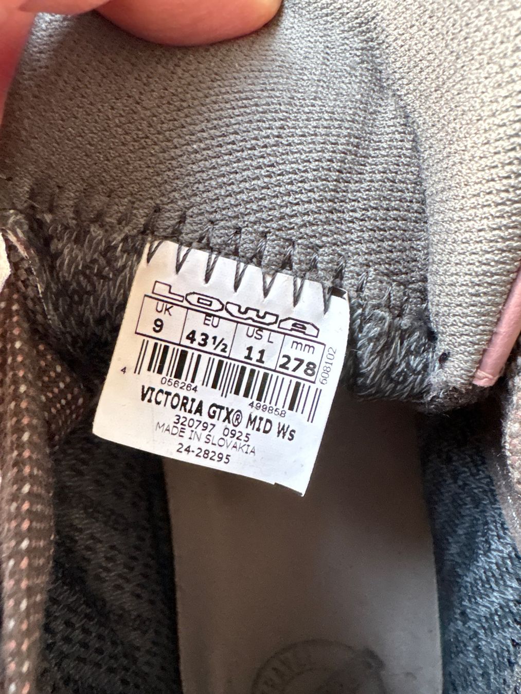 Lowa Scarpe da donna: Lowa Schuhe Gr.43.5 – Usato da pfäffikon zh venduto da manuela052 6
