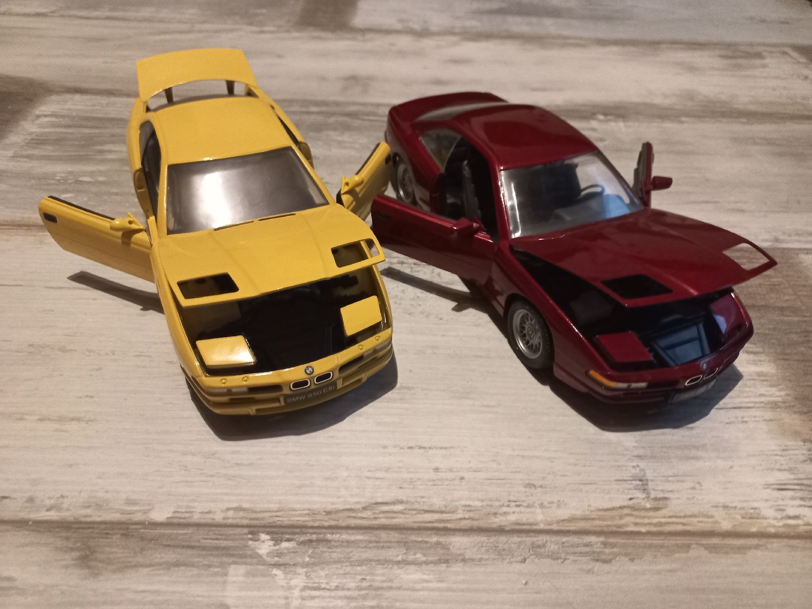Revell Modellautos: 2x BMW 850 1/18 Revell – Gebraucht aus Attalens von remy_s00 4