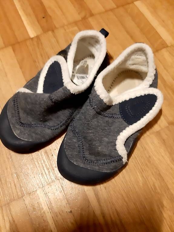 Scarpe per ragazzi: Hausschuhe Gr. 32 – Usato da Langendorf venduto da KarinZum