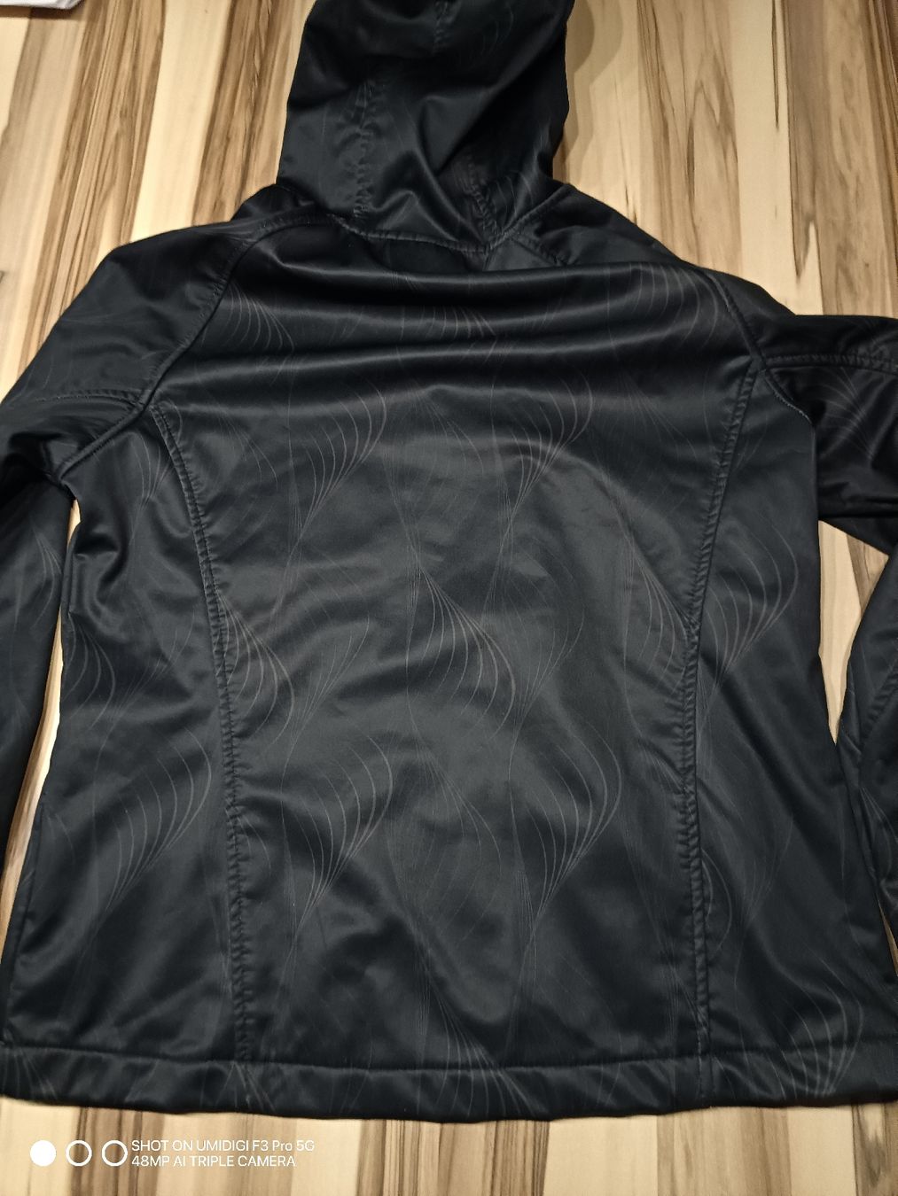 Big Bear Vestes: Softshelljacke Big Bear Grösse 42 schwarz  – D'occasion à Aarwangen par to-hirschi 4
