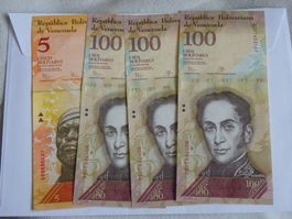 Venezuela Banknoten, 3x 100 Bolivar und 1x 5 Bolivar, Neu