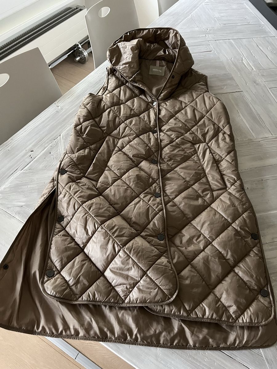 Gilet & Giacche senza maniche: Langes Steppgilet mit Kapuze – Nuovo (secondo la descrizione) da Wermatswil venduto da -secondchance- 6