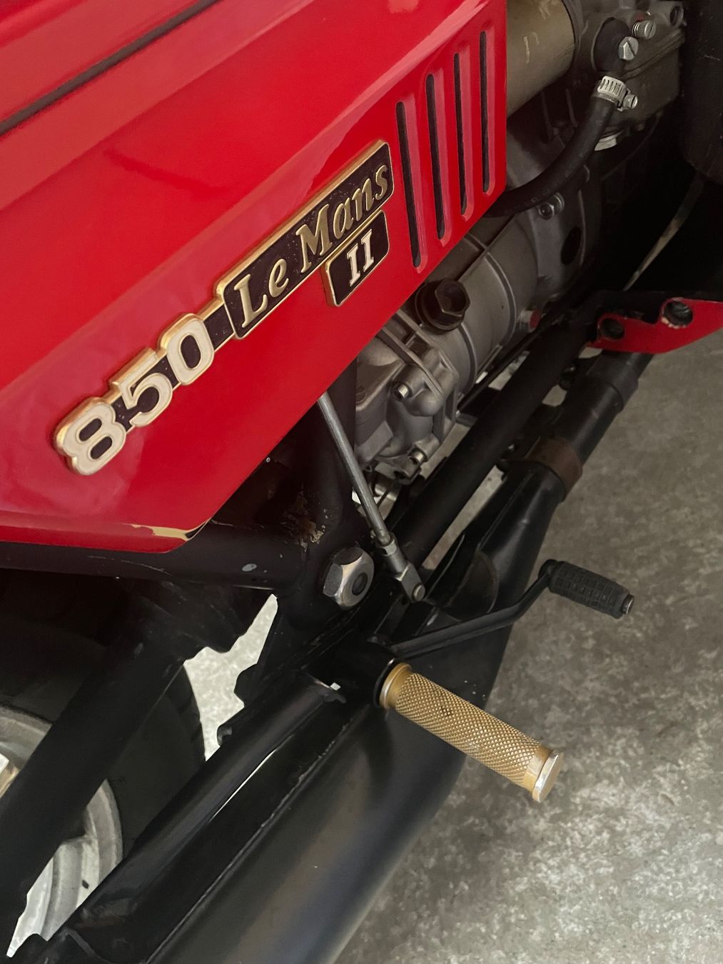 Strada: Moto Guzzi Le Mans 2 – Usato da Laupen BE venduto da Perigoso 6