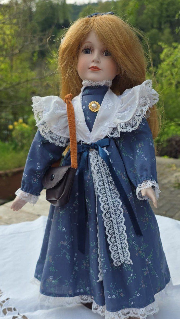 Puppen: Wunderschöne Puppe – Gebraucht aus Wolfhalden von Elisabeth_b