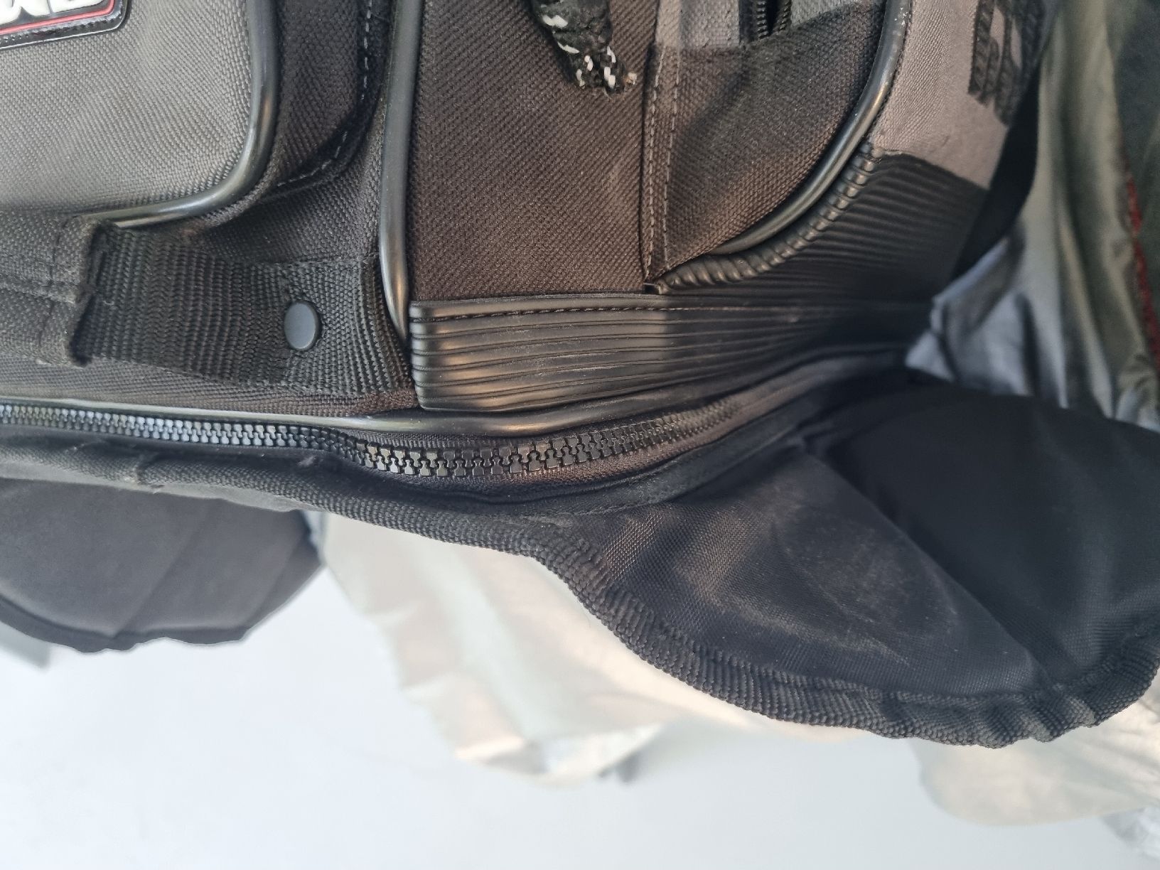 IXS Zaini: Tankrucksack / IXS/ Magnet / Töff  – Usato da Adlikon b.Regensdf venduto da attila63 7