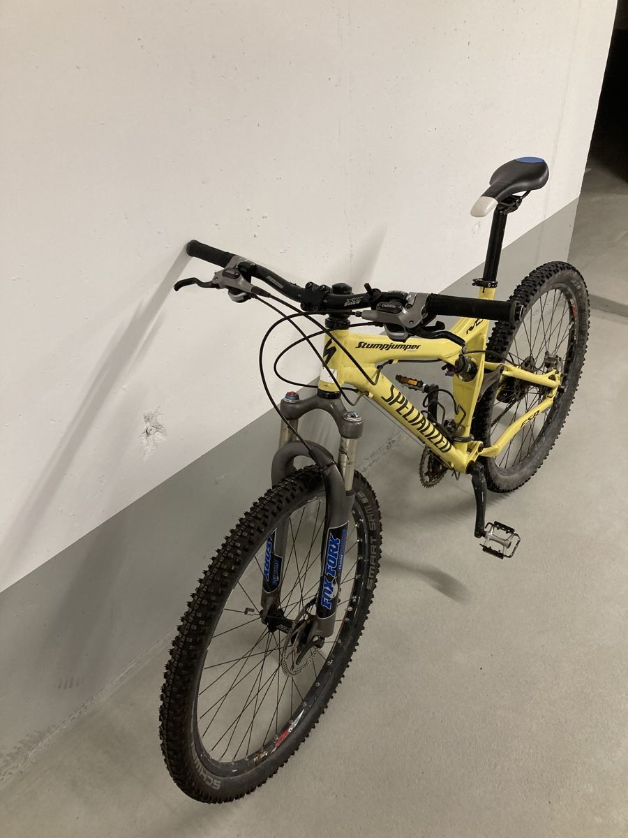 Specialized Velos: specialized m4 stumpjumper / Fahrrad – Gebraucht aus untereggen von  2