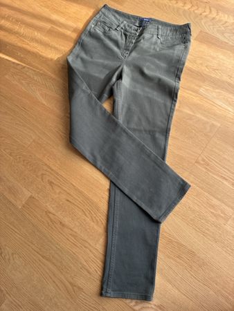 Schöne Jeans von ATELIER GARDEUR, Gr. 40