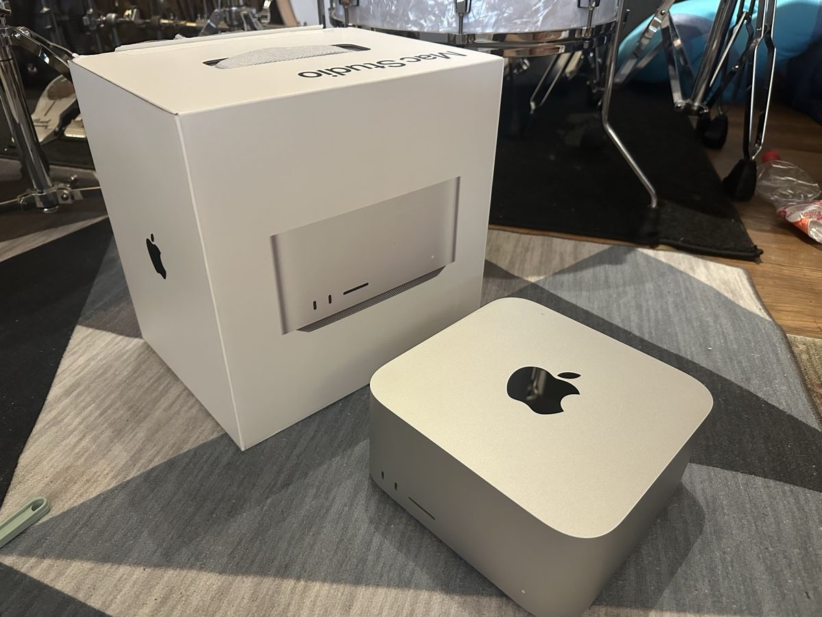 Apple PCs: Mac Studio M1 MAX / 32 RAM / 1TB – D'occasion à porrentruy par alp_62jd