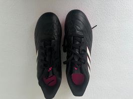 Kinder Fussball Schuhe "Adidas" Grösse 38 Farbe schwarz