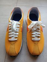 Nike Cortez jaune orange taille 44,5 neuves