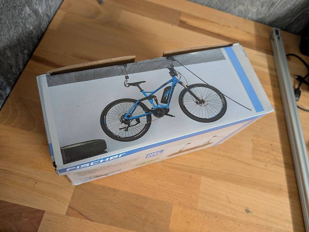 Cavalletti per biciclette: Support et élévateur vélo – Usato da Corcelles-le-Jorat venduto da jmirand 2