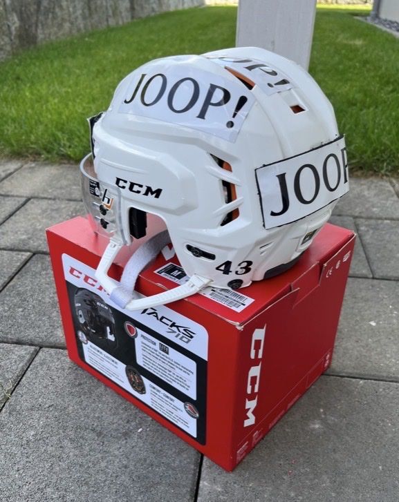 Ccm Caschi: Original EVZ Spielerhelm Jan Kovar #43 – Usato da Kallnach venduto da Chaesi89 4