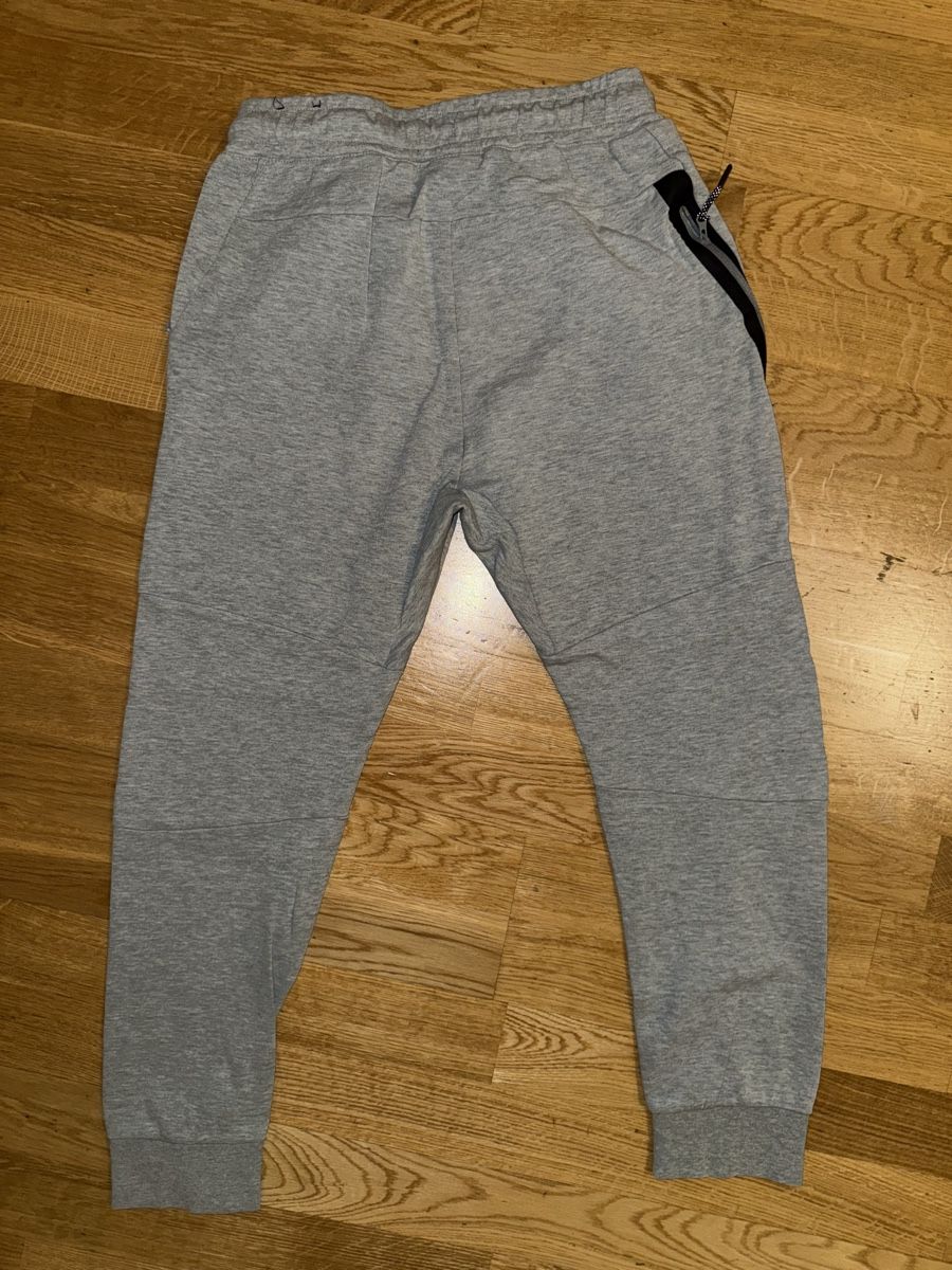 Hosen: Trainerhose Nike – Gebraucht aus Zürich von sabrina.gonc 1