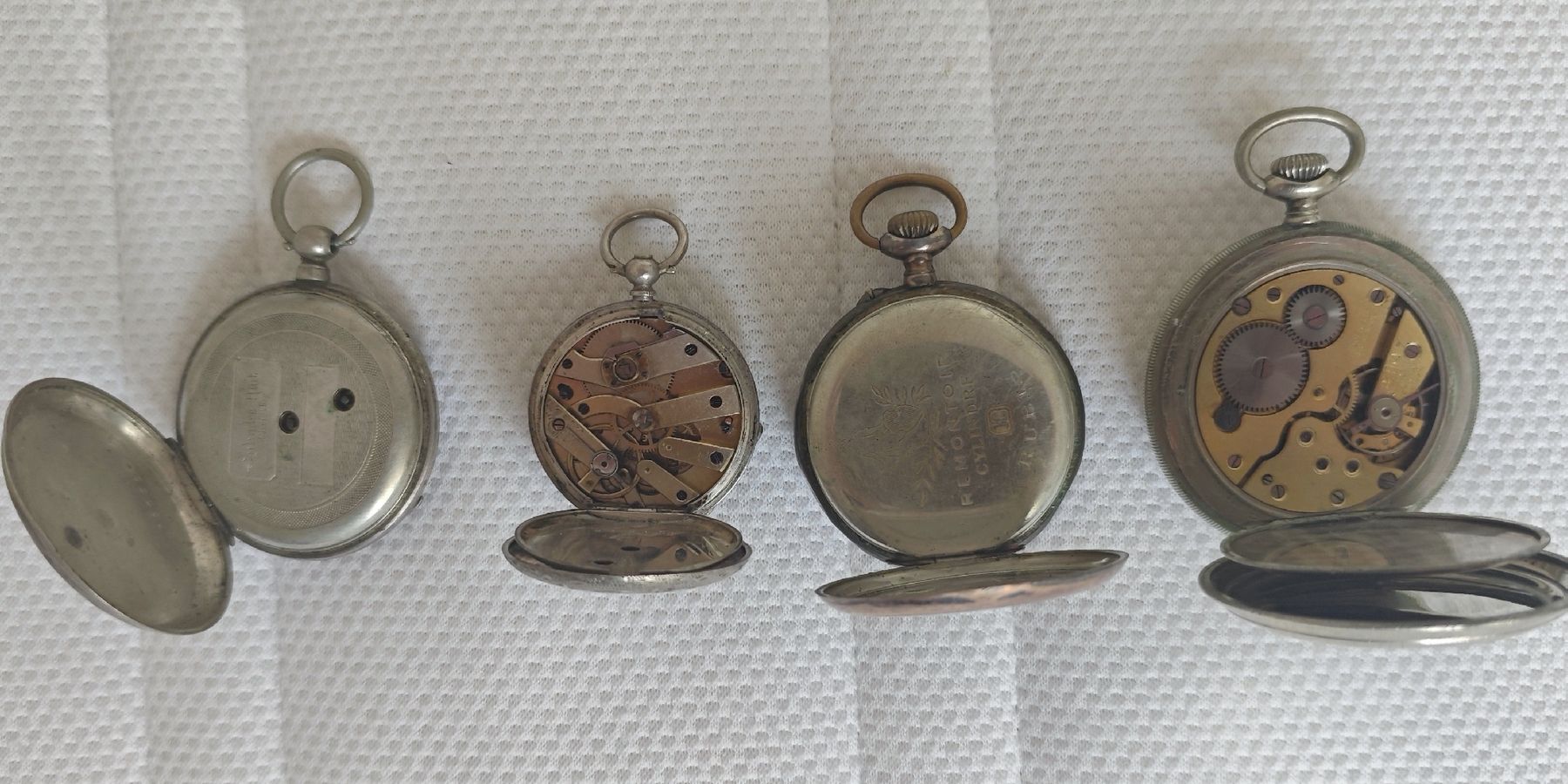 Orologi: 4 Taschenuhren, Sackuhren – Usato da Diessenhofen venduto da Oatman66 2