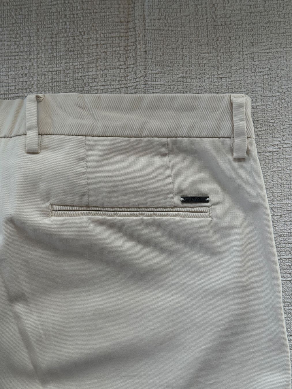 Hugo Boss Pantaloni: Hugo Boss | Chinos – Nuovo (secondo la descrizione) da Horgen venduto da onur_5 6