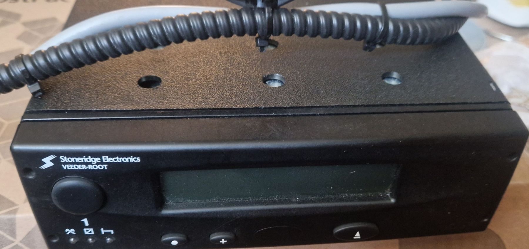 Misurare: tachigrafo Stoneridge Electronics Veeder-Root taxi vtc uber – Usato da Domdidier venduto da wderossi