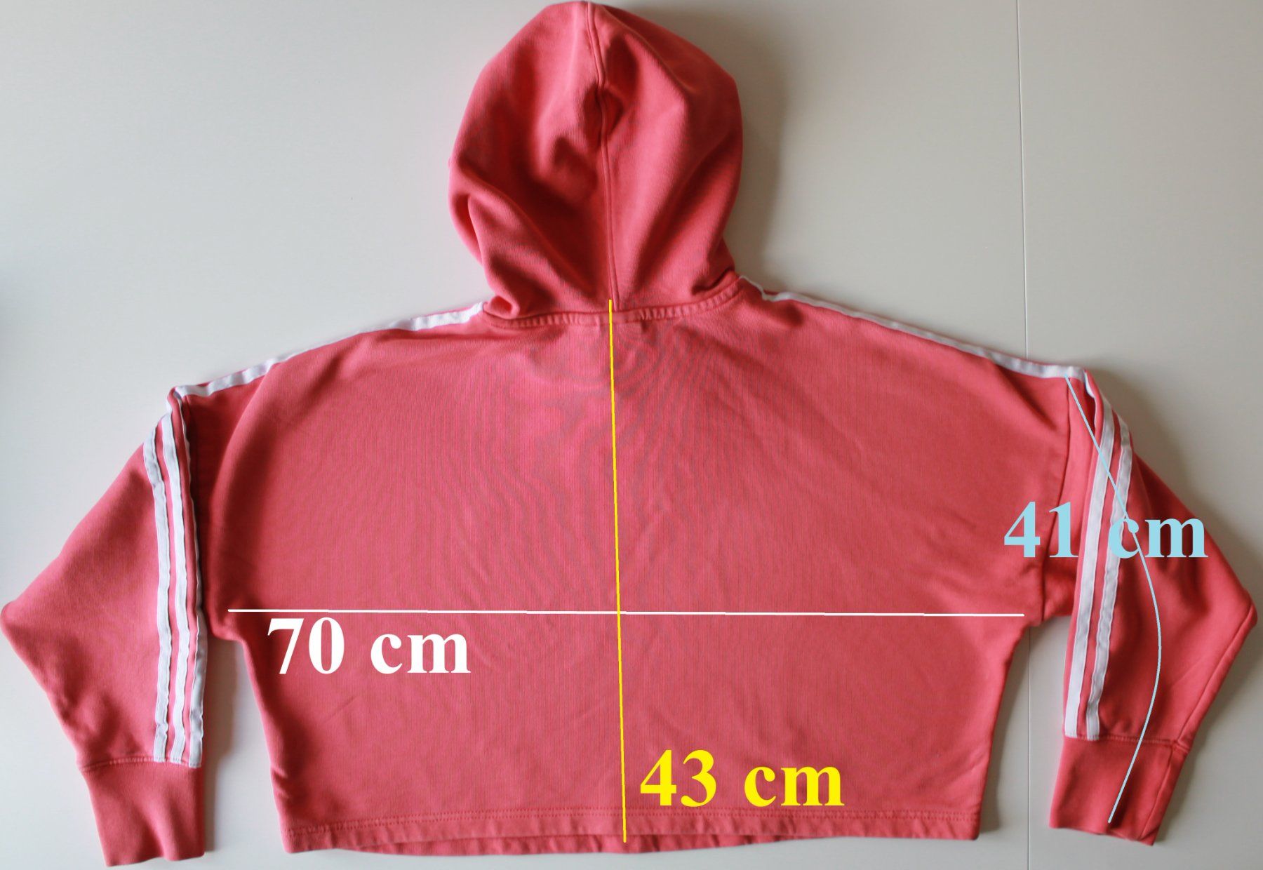 Adidas Pullover & Sweatshirts: Adidas sweat à capuche crop  t. 36 – Gebraucht aus Peseux von Gilloss 4