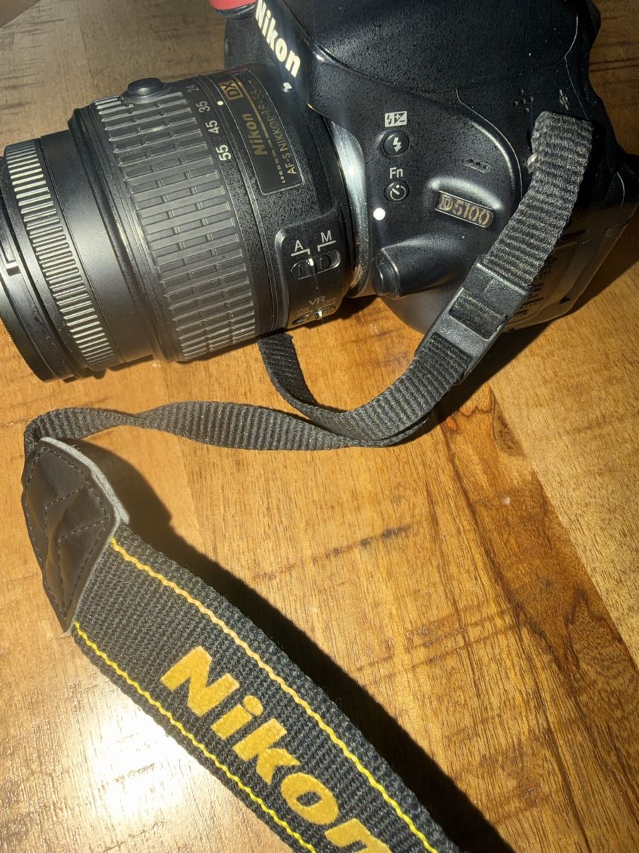 Nikon Appareil photo: Nikon D5100  – D'occasion à Laupersdorf par asm_8v2t 2