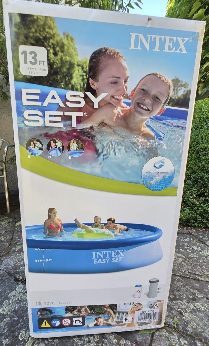 Intex Schwimmbad: INTEX Easy Set Pool 396x84 cm / aufblasbar / neu – Neu und originalverpackt aus Brugg AG von hesobrugg