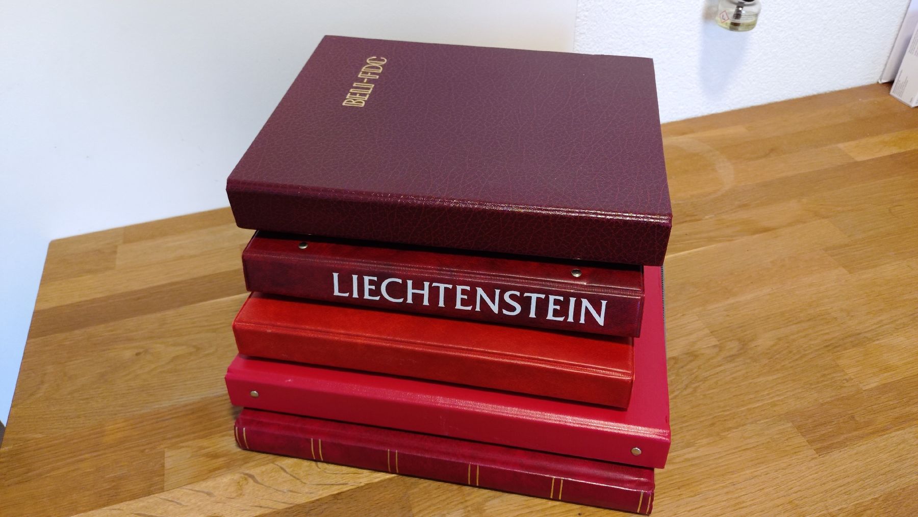 Tutti i francobolli: Fürstentum Liechtenstein Sammlung SBK 1300.-Fr – Usato da Tägerschen venduto da cupra81 9