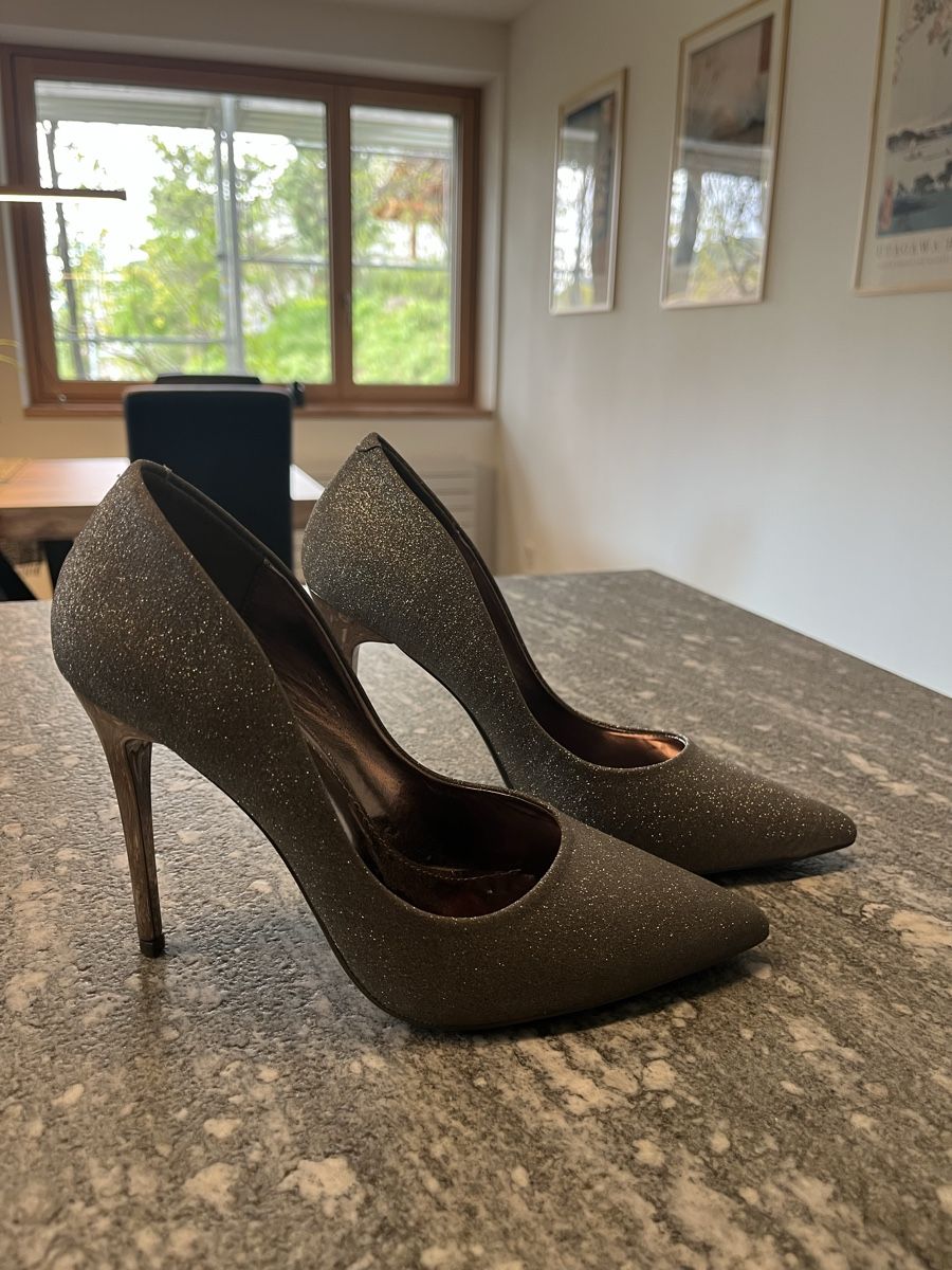 Scarpe da donna: Décolleté Silber – Nuovo (secondo la descrizione) da Cunter venduto da tiramisuuu_