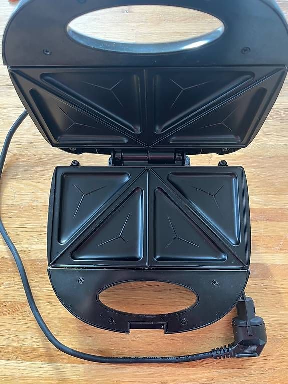 Küchengeräte: Machine à croque monsieur ou sandwichs  – Gebraucht aus Troinex von nadinebmichaelson 1
