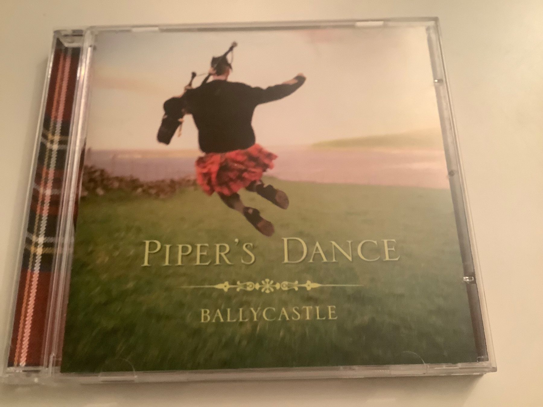CD: Ballycastle / Piper‘s Dance / 2007 – Usato da Dübendorf venduto da Shreck
