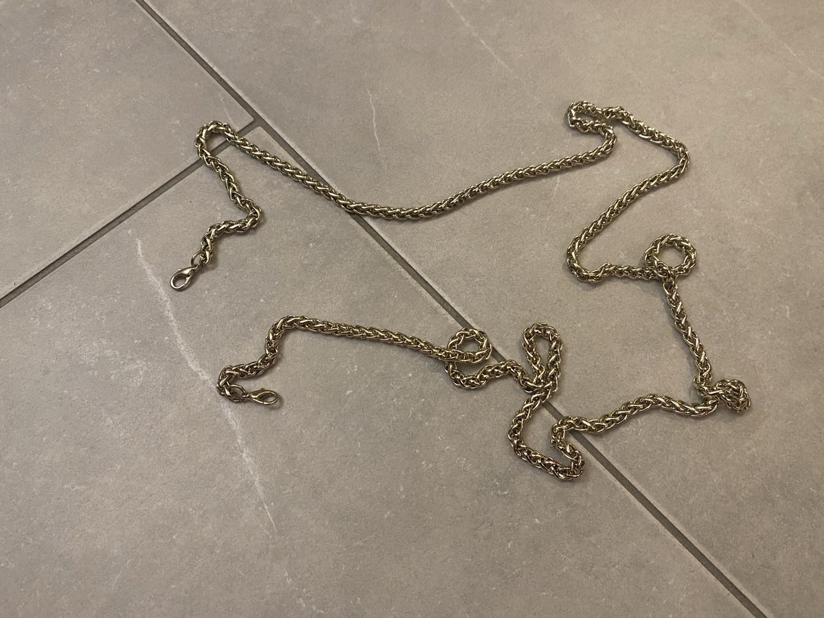 Catenine: Goldfarbige Kette, Modeschmuck oder als Taschengurt, 120cm – Usato da Hünenberg See venduto da lar_9zjk