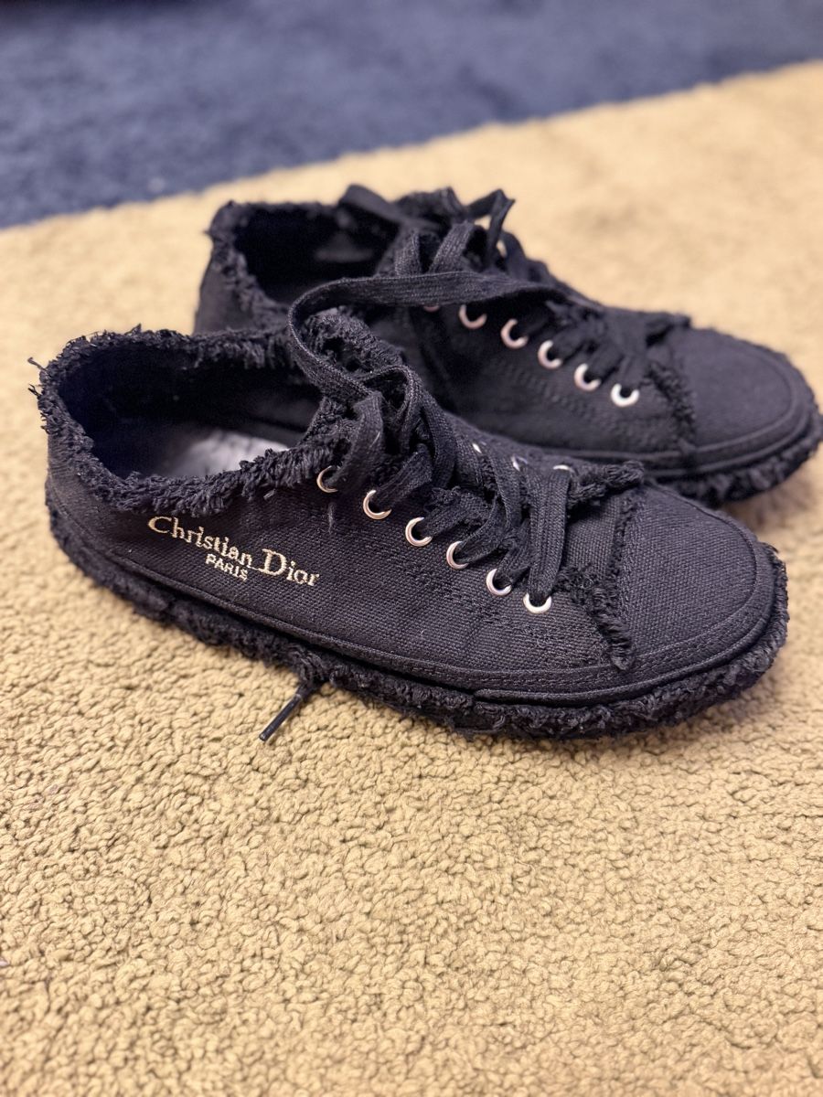 Dior Scarpe da donna: Christian Dior Sneaker, Größe 39. – Usato da Horgen venduto da bun_m92b