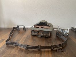 Schleich Safari Lodge Tierpflegestation inkl. Flugzeug