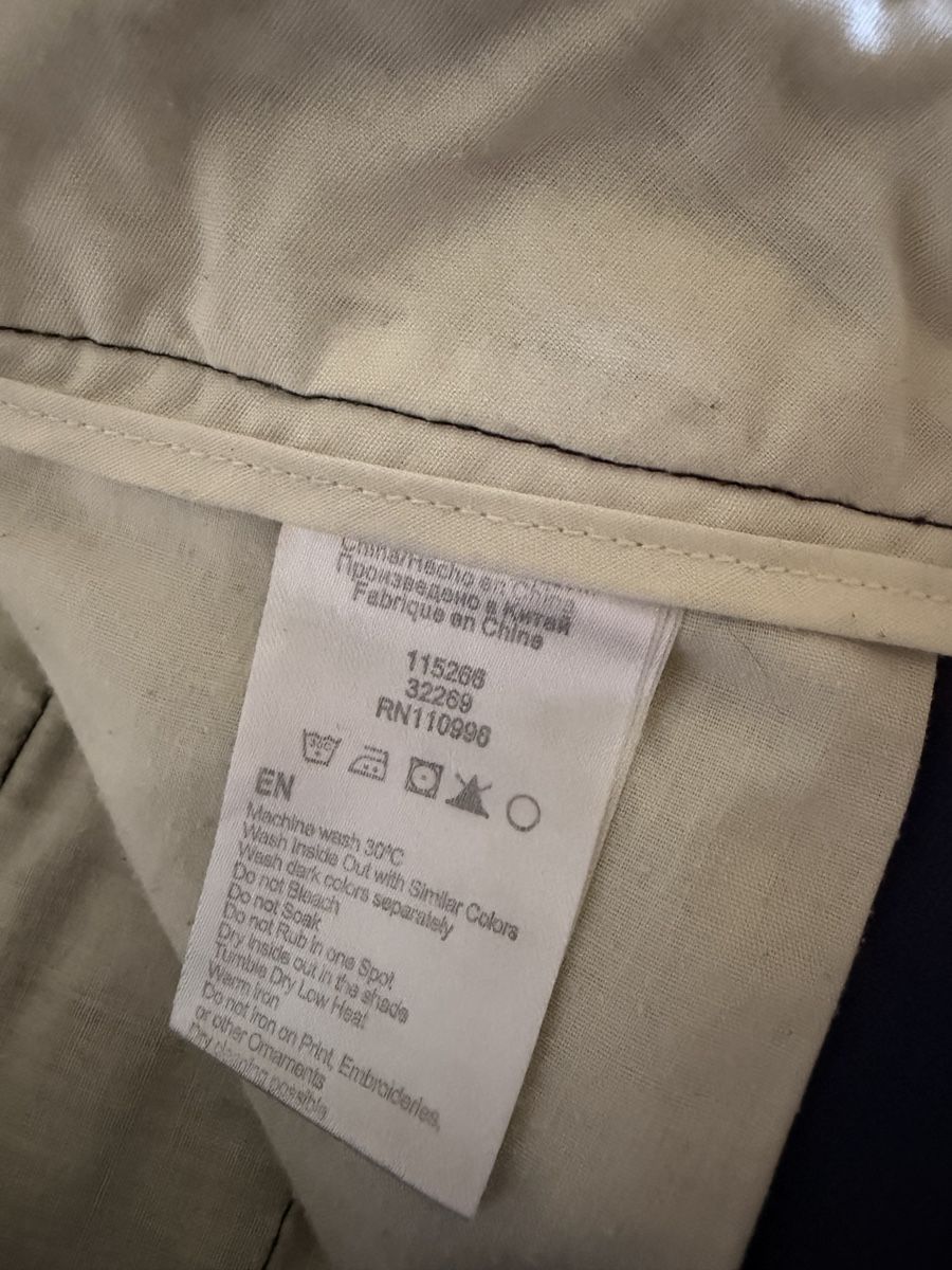 Fox Pantaloni: Shorts FOX blue size 28 used condition – Usato da Zürich venduto da mhm_6rhw 3