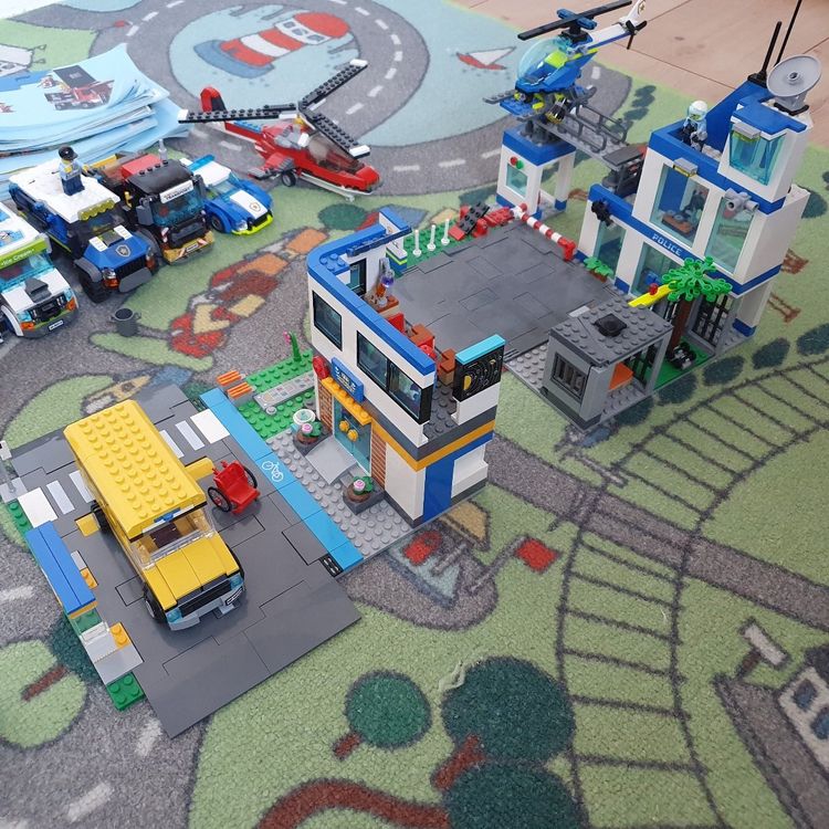 Lego Spielzeuge: Lego City – Gebraucht aus Grafenried von Zhenya 5