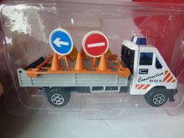 Renault " Construction " - von Majorette - im Blister - alt
