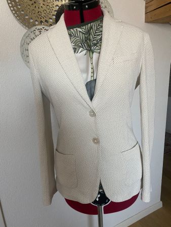 Circolo Blazer, Gr. I48 / D42 in eierschalenweiss mit gold