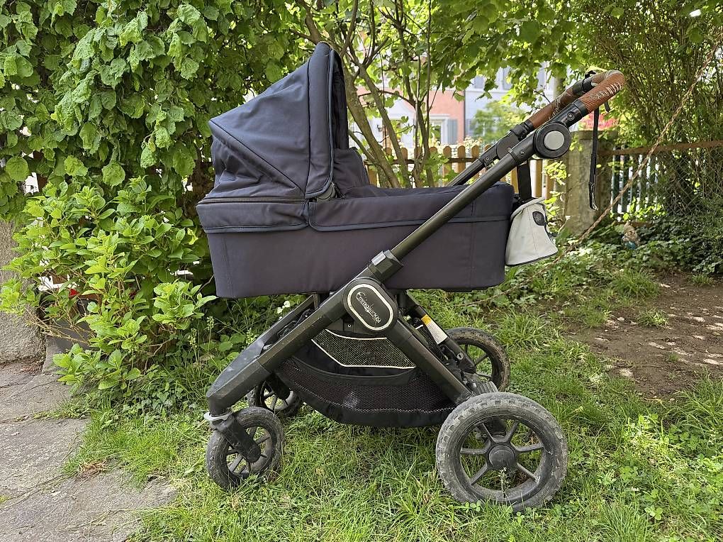 Emmaljunga Kinderwagen: Emmaljunga NXT 90F in Navyblau – Gebraucht aus Münchenstein von caessi 2