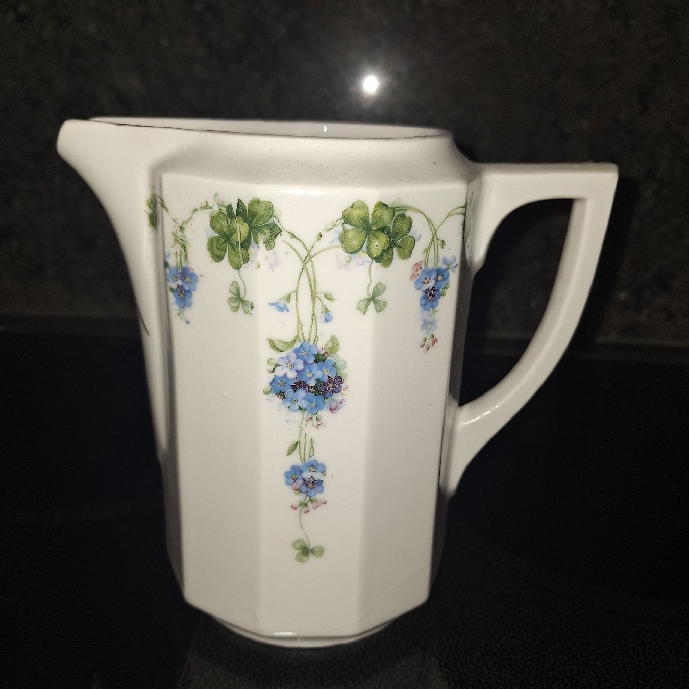 Caraffe: ALTER MILCHKRUG AUS OMAS ZEIT – Usato da spreitenbach venduto da lumbalplatte