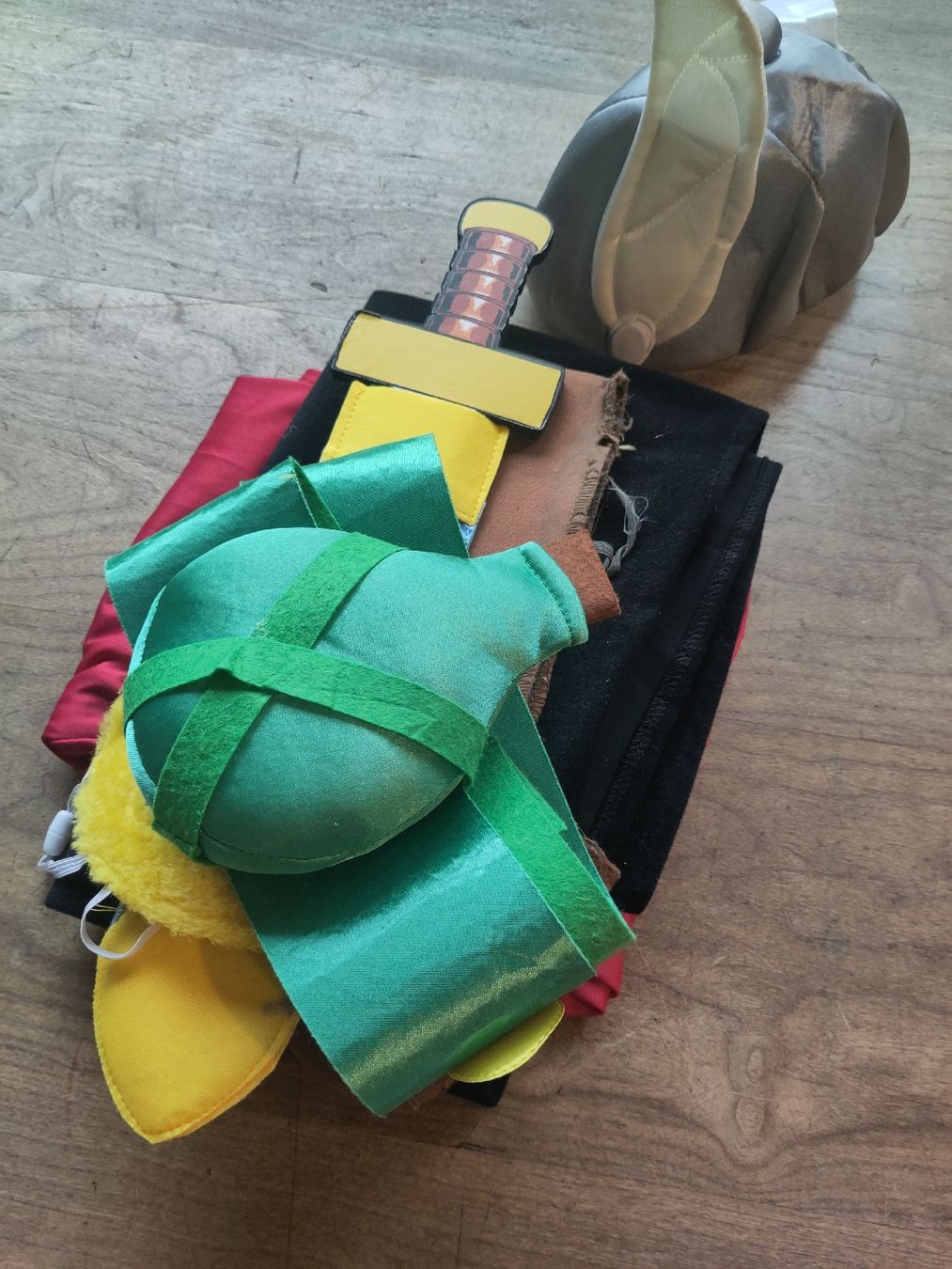 BD: Kostüm Asterix Grösse M neuwertig – D'occasion à Adligenswil par nw2324 4