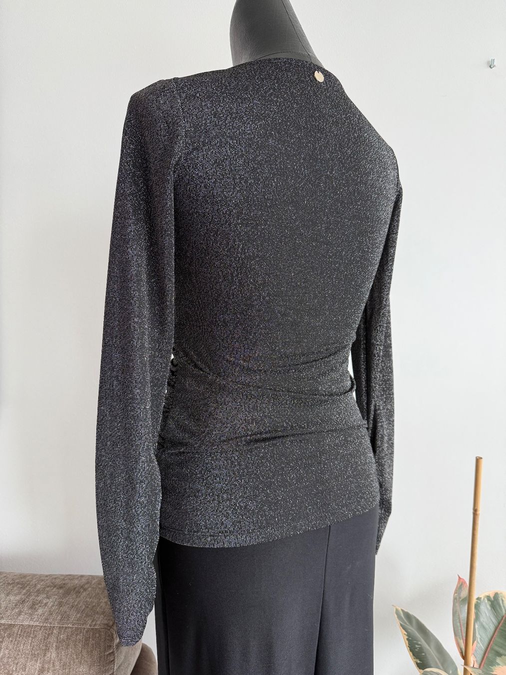 Liu Jo Maglioni & Felpe: Liu Jo neue Bluse Top Shirt Pullover Gr.34 / XS – Nuovo (secondo la descrizione) da Altendorf venduto da RedHairBeast 5