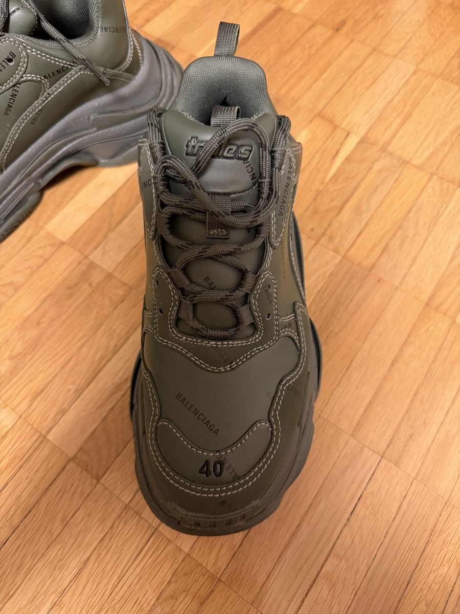Balenciaga Scarpe da uomo: Balenciaga Triple S Grösse 40 Sneaker – Nuovo (secondo la descrizione) da Schlieren venduto da jjfernandes99 2