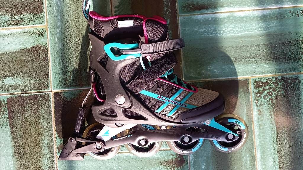 Inline-Skating & Rollschuhe: Rollerblade pattini a rotelle – Gebraucht aus Bellinzona von rib_rzh6 3