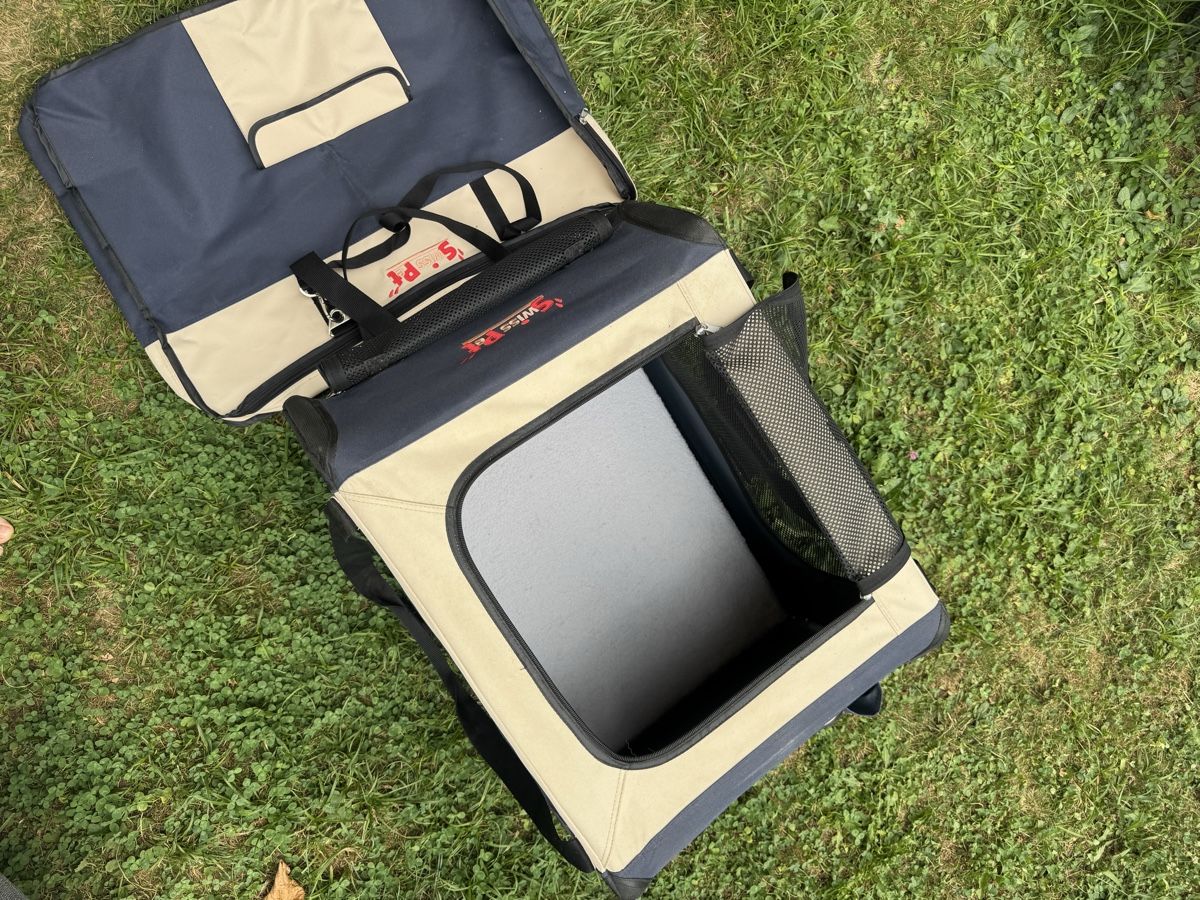 Swisspet Gabbie, trasporto & Sicurezza: Swiss Pet Transport Box foldable with bag – Usato da Zollikon venduto da Lauva 2