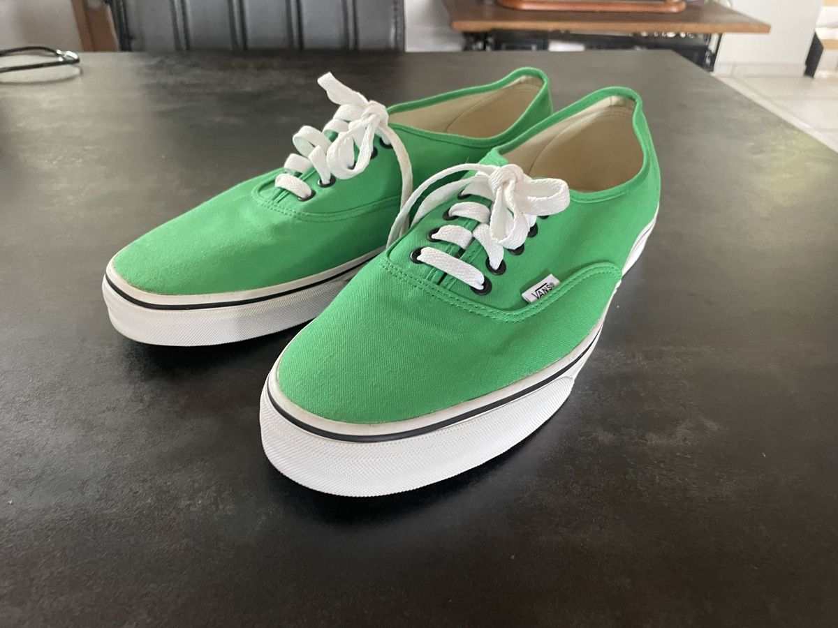 Vans Scarpe da uomo: Chaussures Vans Vertes Taille US 12 – Usato da Vallamand venduto da Bricbracbroc82 1