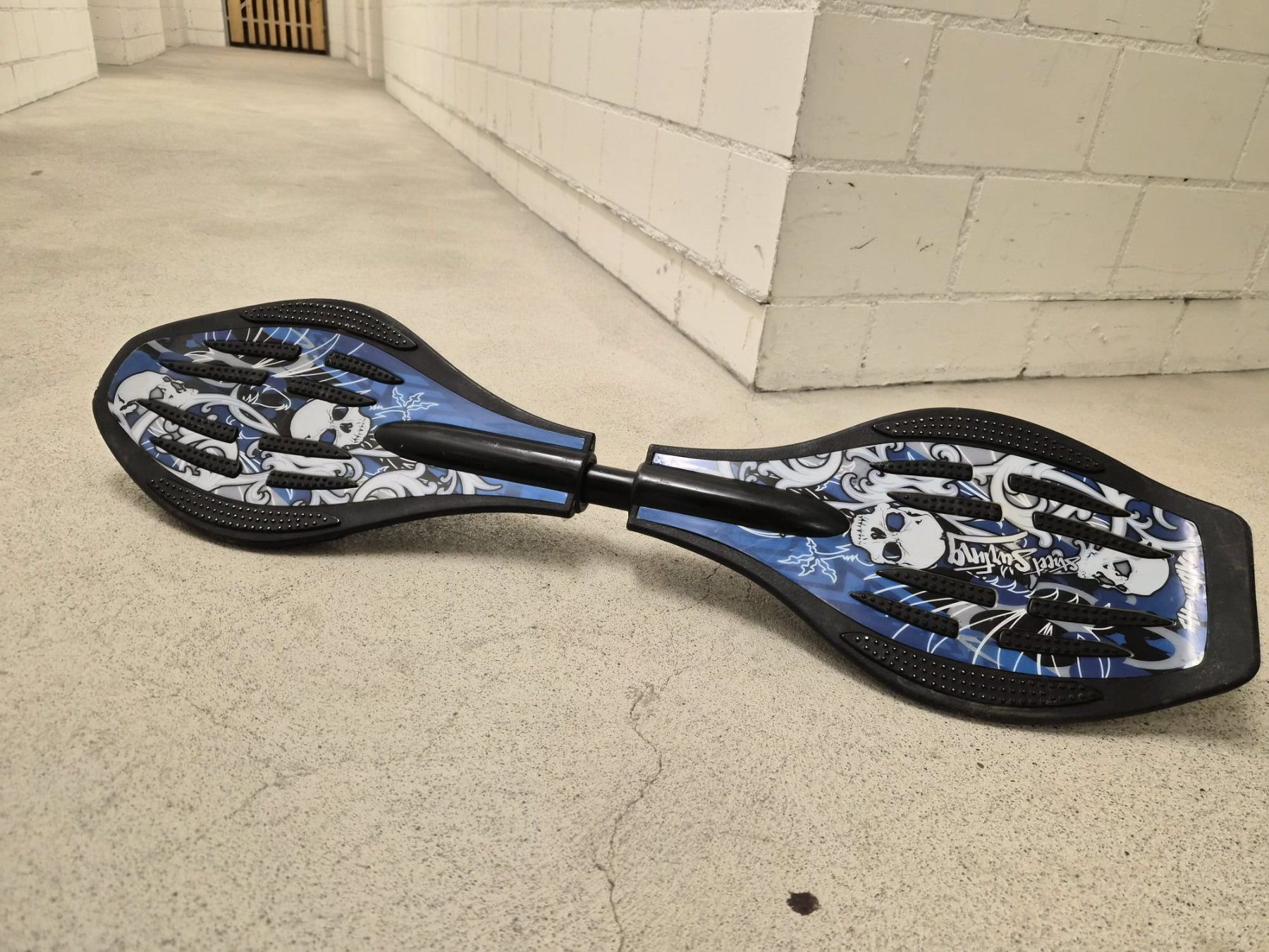 Skateboards: Waveboard – D'occasion à Mellingen par ReLoveit