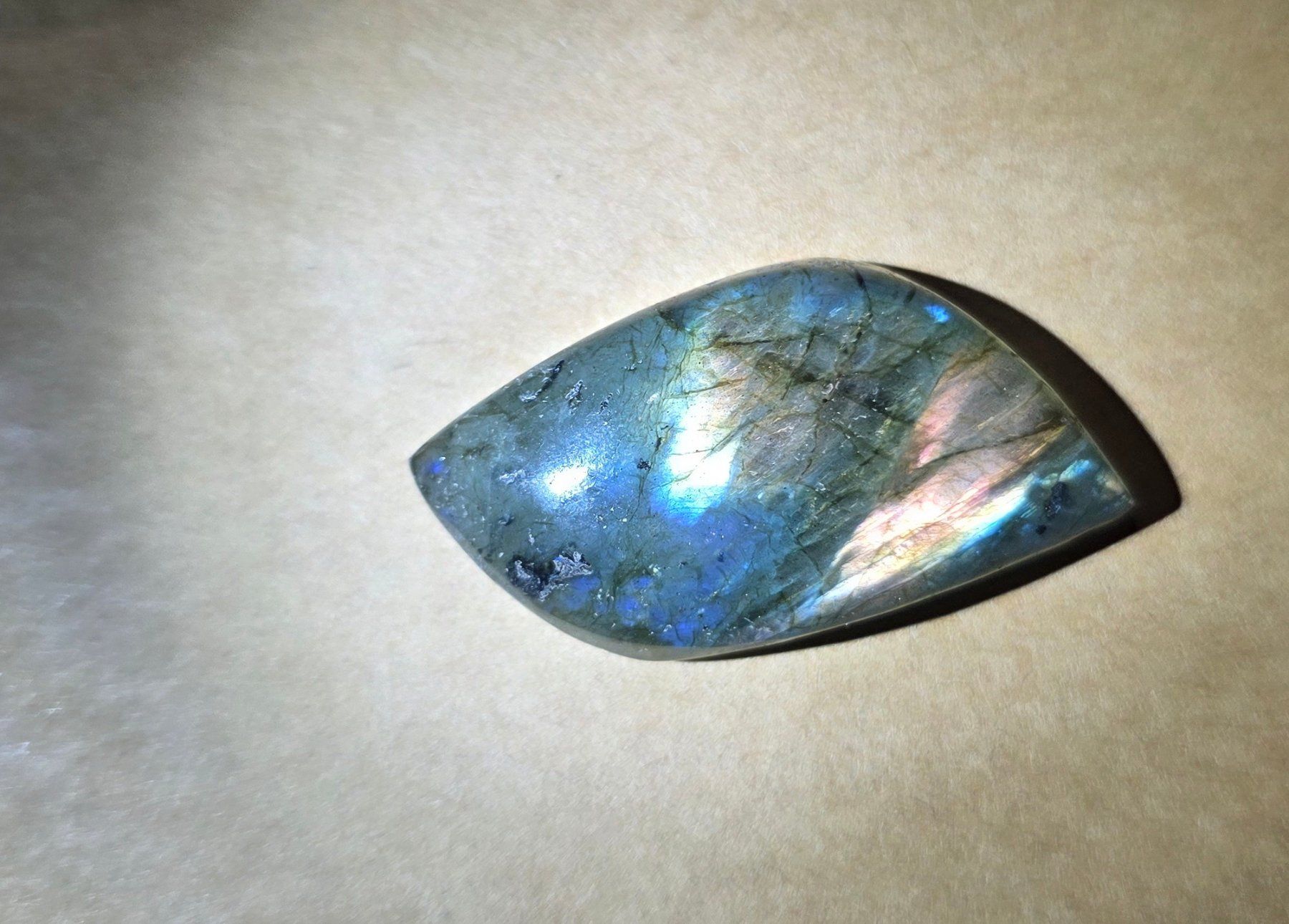 Pietre preziose: 50,7 ct Labradorite naturel – Usato da Carouge GE venduto da Crystal_Energy 1