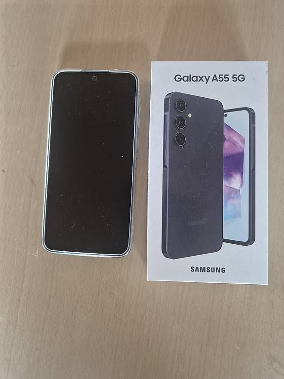 Samsung Portables: Samsung A55  Neuwertig  Panzerglas + Hülle – D'occasion à Uznach par sof_6tbd 3