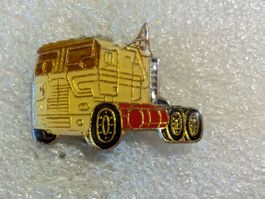 Ansteckpin 93: LKW
