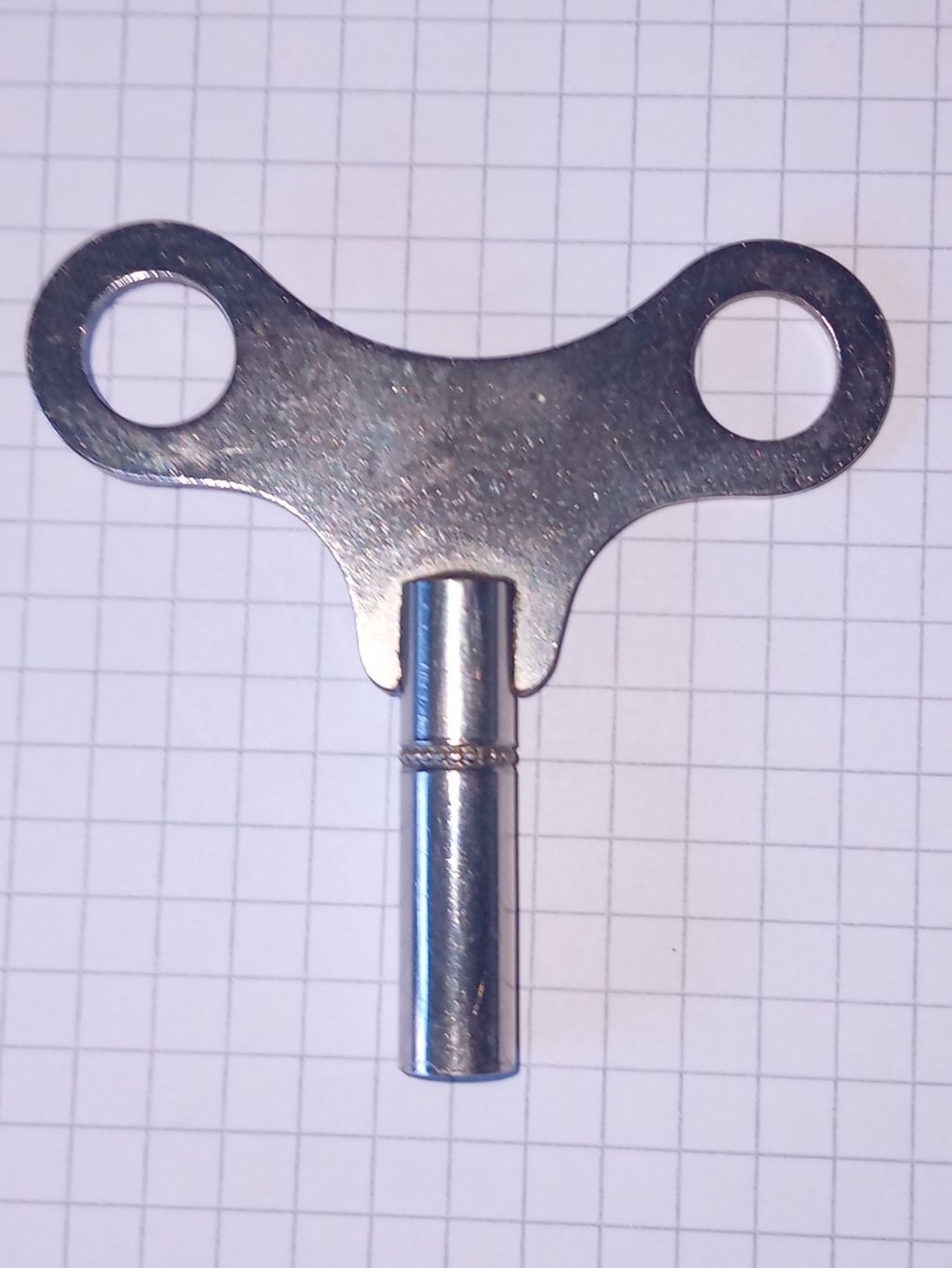 Orologi da terra & Orologi da parete: Clock Winding Key SWISS MADE 4.50 – Usato da Bern venduto da This_that_other_all 1