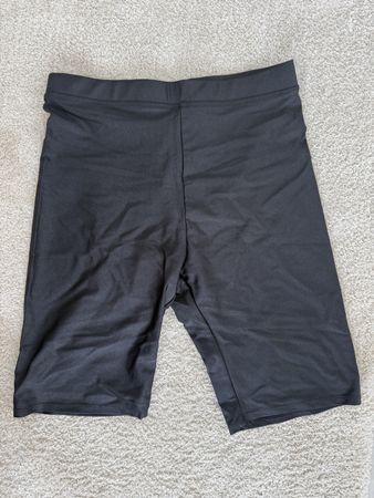 Bershka Radlerhose schwarz Gr. S