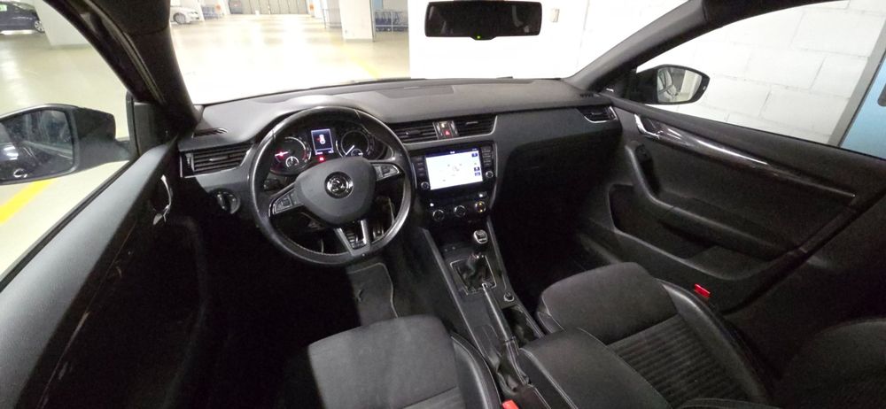 Skoda Automobili: SKODA Octavia Combi 2.0 TDI RS – Usato da Winterthur venduto da LTEAUTOMOBILE 6