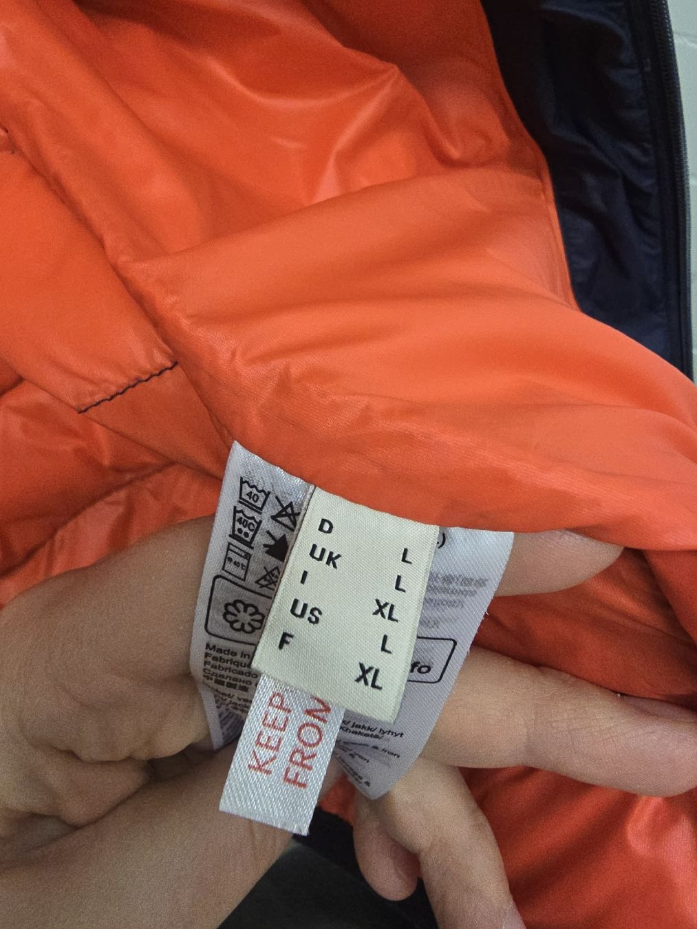 Giacche: Esprit Winterjacke, Gr. XL, Dunkelblau - Top Zustand! – Usato da Kriens venduto da Ime1993 3